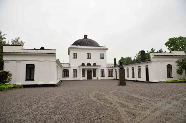 Ulefos Hovedgaard (Castle)