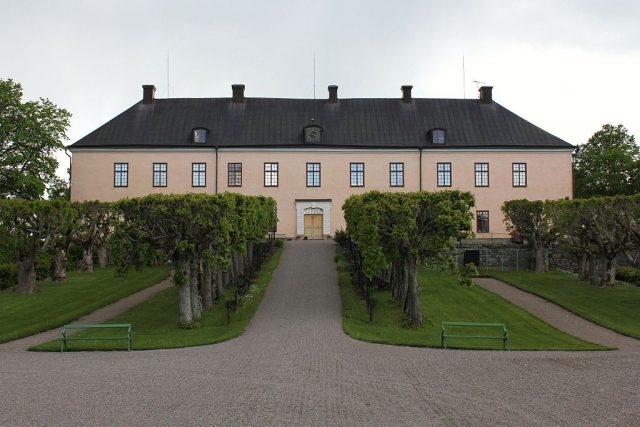 Grönsö Castle
