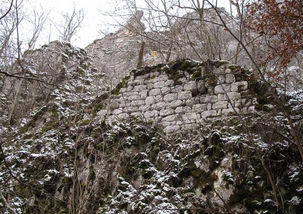 Stiegelesfels Castle (Ruin)