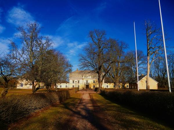 Hönsäter Manor
