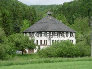Lower Castle Bachzimmern