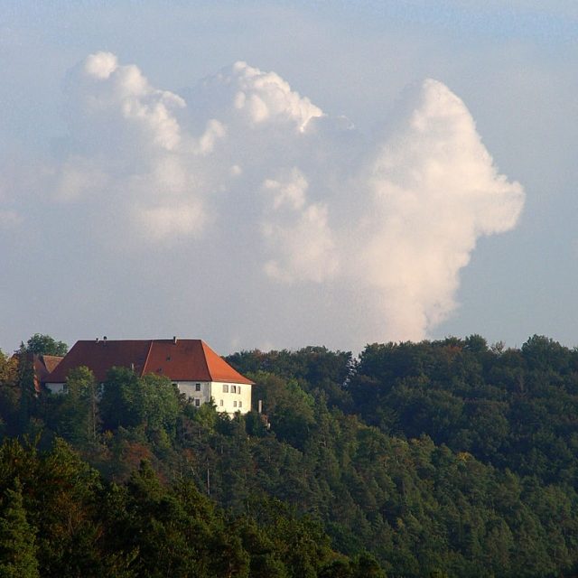 Hohenentringen Castle
