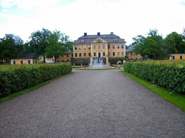 Leufsta Castle