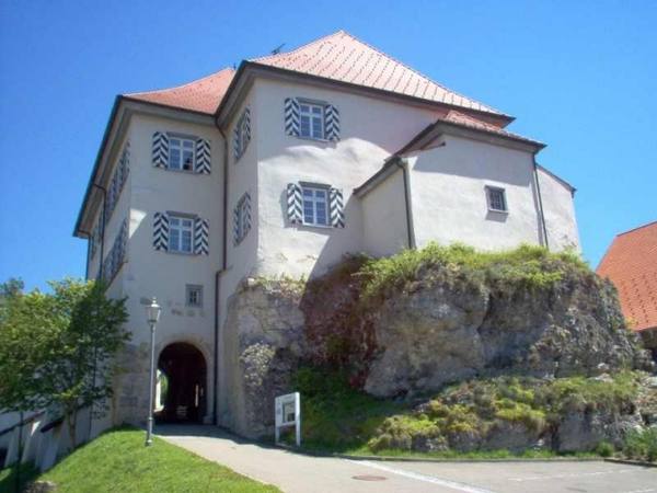 Hettingen Castle