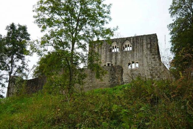 Albeck Castle (Ruin)
