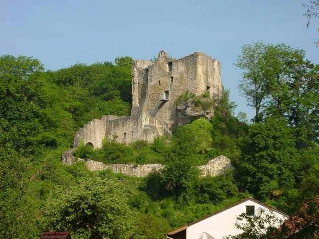 Bichishausen Castle (Ruin)