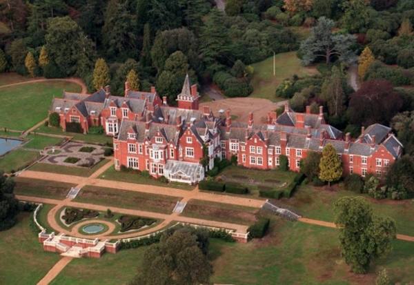 Bagshot Park Castle
