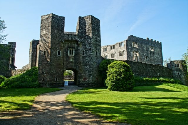 Berry Pomeroy Castle