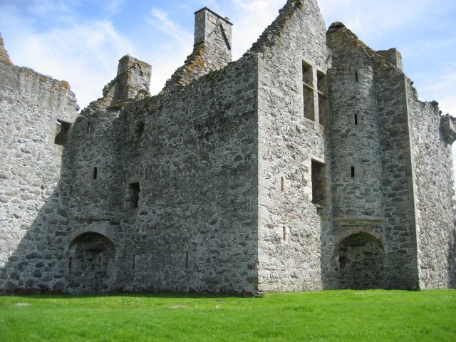 Glenbuchat Castle