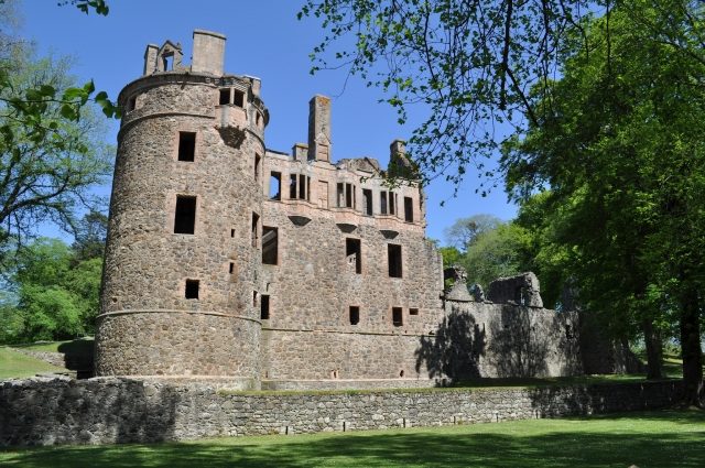Huntly Castle