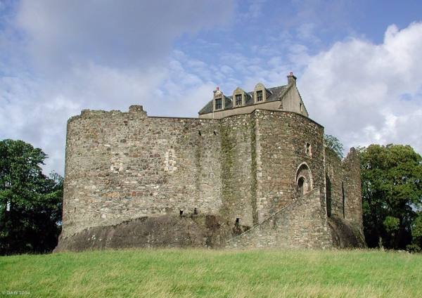 Dunstaffnage Castle