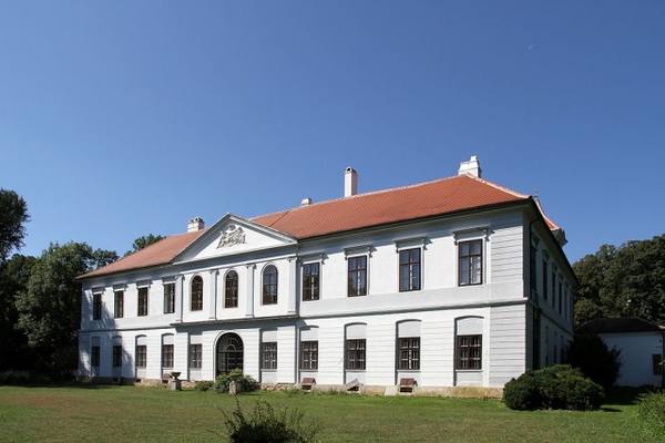 Gálosháza Castle