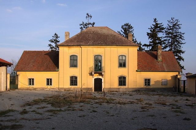 Schloss Steinbrunn