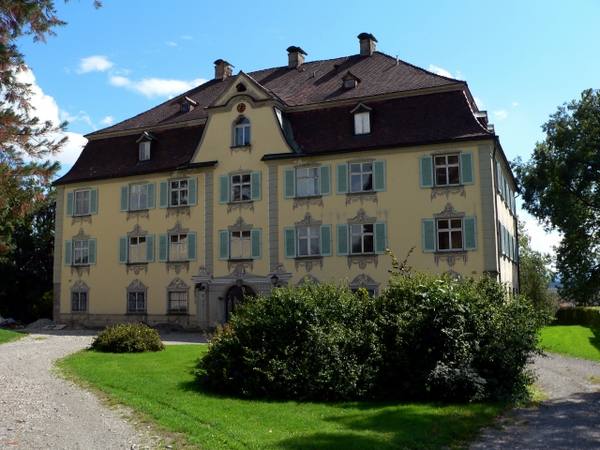 Neutrauchburg Castle