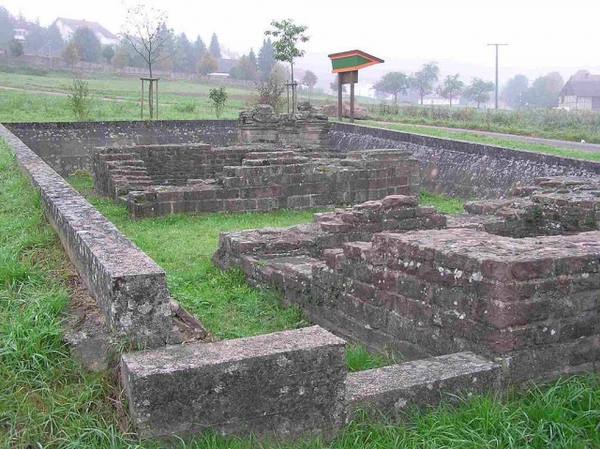 Roman Castle (Eastkastell) Neckarburken