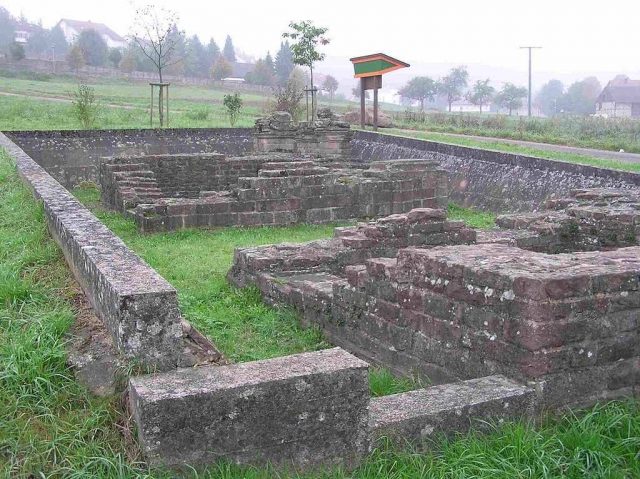 Roman Castle (Eastkastell) Neckarburken