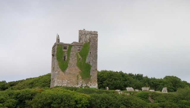 Ballinalacken Castle