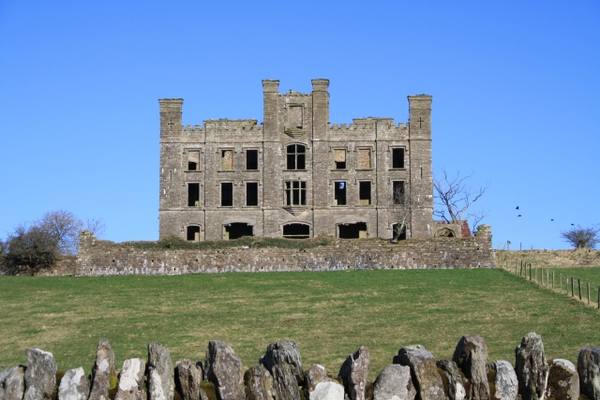 Altinaghree Castle
