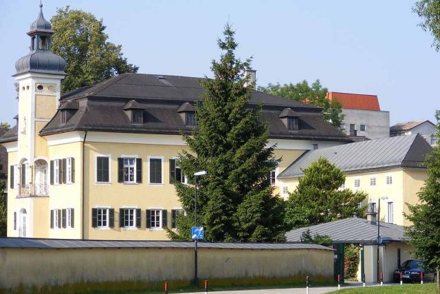 Lürzerhof Castle