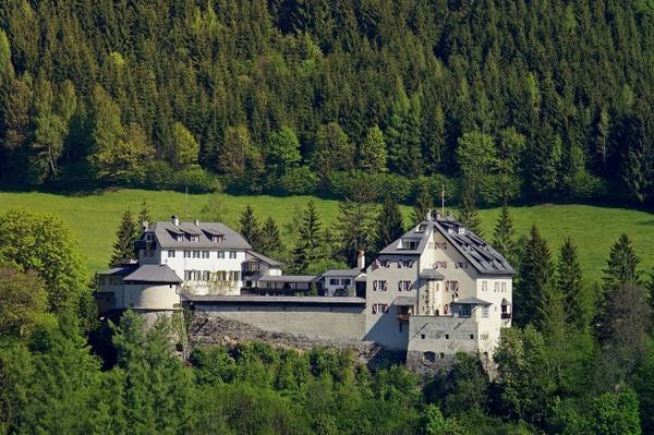 Mittersill Castle