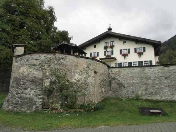 Kammer Castle