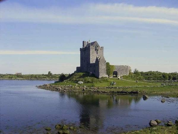 Dunguaire Castle