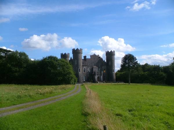 Clonyn Castle