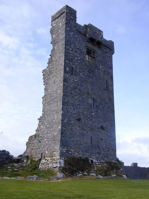 Shanmuckinish Castle