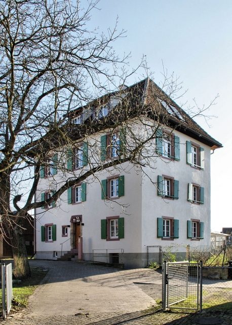 Lehen Castle