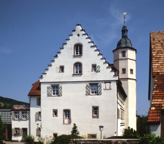 Niefernburg Castle