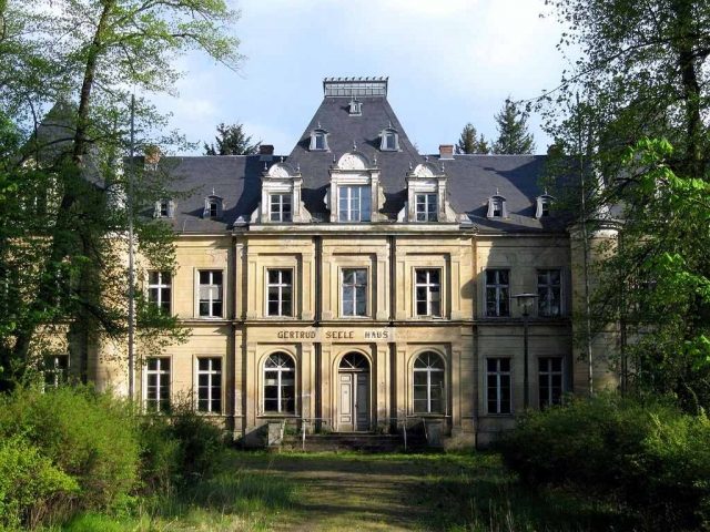 Lanke Castle