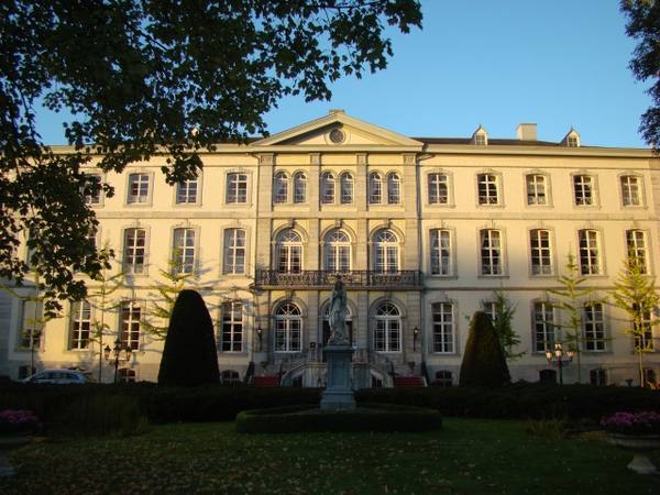 Kasteel Bloemendal (Castle)