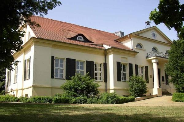 Neuhaus Castle