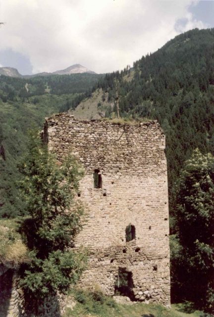 Oberfalkenstein Castle
