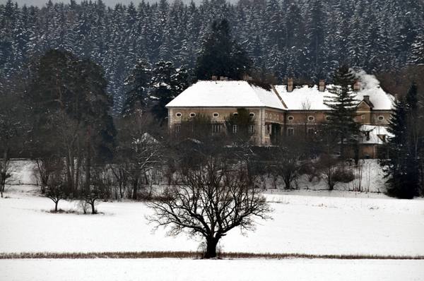 Niederosterwitz Castle