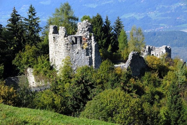 Ortenburg Castle