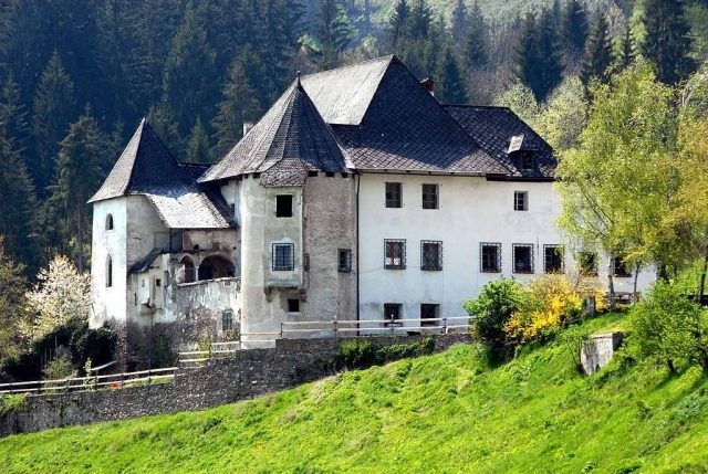 Dornhof Castle