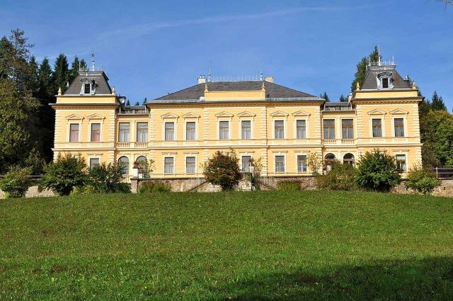 Welsbach Castle
