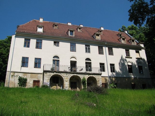 Helfenberg Castle