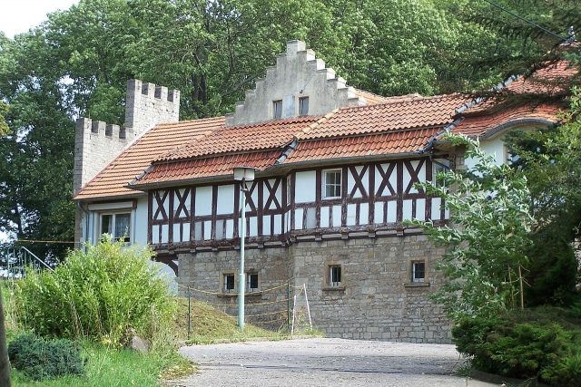 Neuscharfenberg