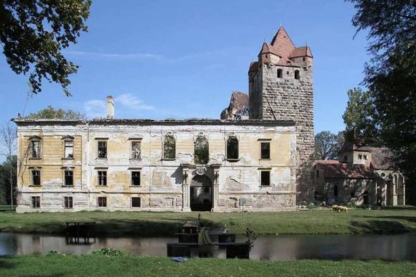 Pottendorf Castle