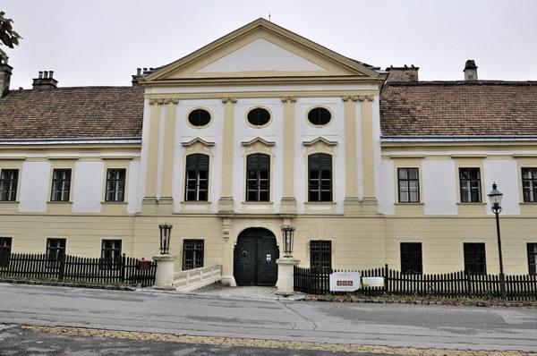 Ebenthal Castle