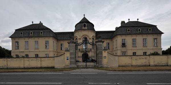 Niederweiden Castle
