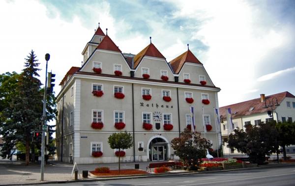 Gänserndorf Castle