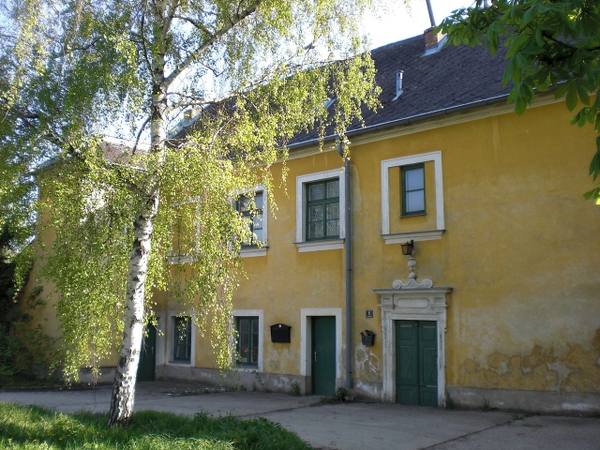 Rutzendorf Castle