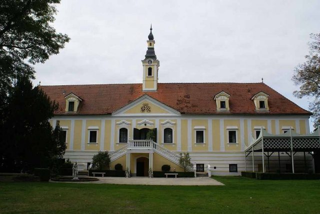 Haindorf Castle