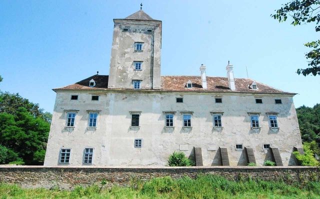 Oberhöflein Castle
