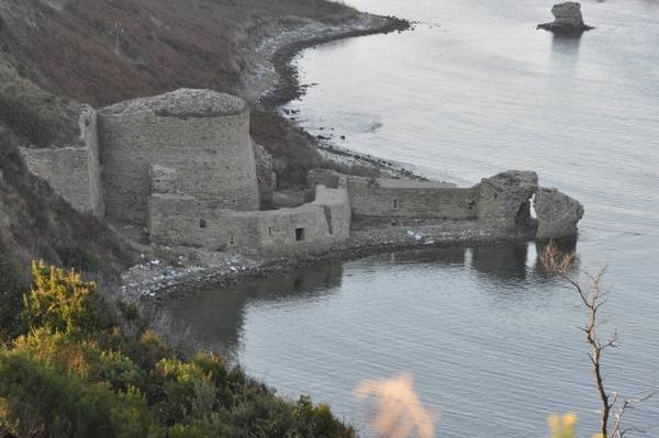 Rodoni Castle (Kalaja e Rodonit)