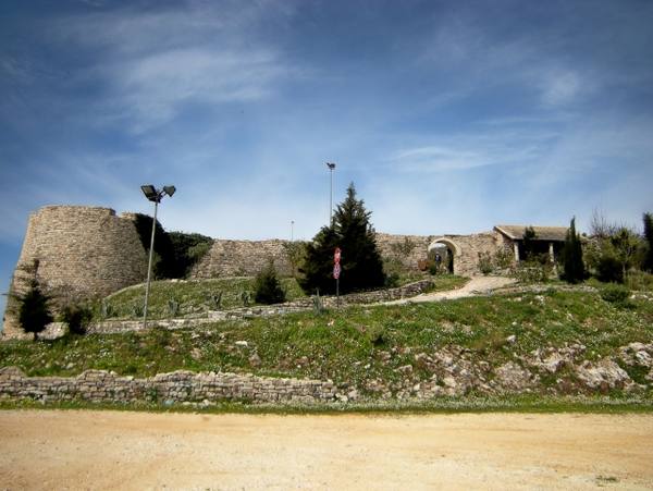 Lëkurësi Castle (Kalaja e Lëkurësit)