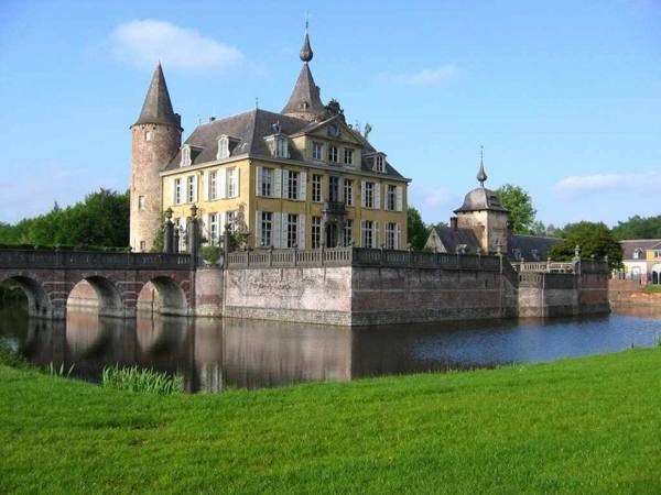 Kasteel van 's Gravenwezel